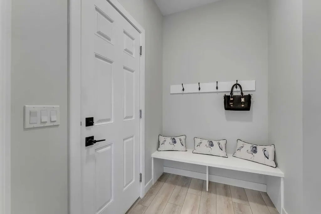 674 Creekmill Court SW Airdrie AB T4B 5J8