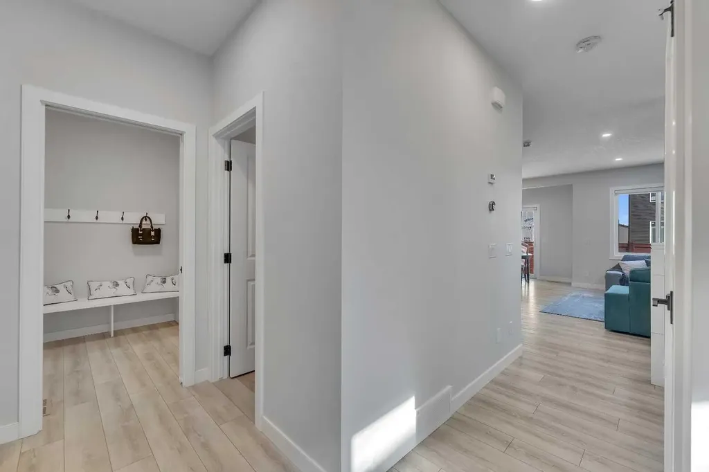 674 Creekmill Court SW Airdrie AB T4B 5J8