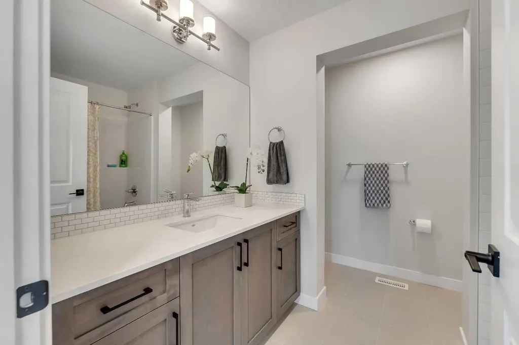 674 Creekmill Court SW Airdrie AB T4B 5J8