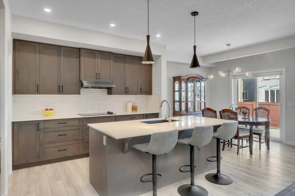 674 Creekmill Court SW Airdrie AB T4B 5J8