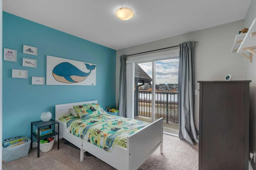 121 Copperpond Common SE Calgary AB T2Z 5B6