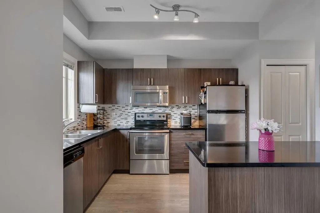 121 Copperpond Common SE Calgary AB T2Z 5B6