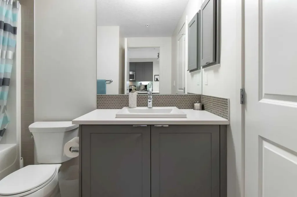 25 Auburn Meadows Avenue SE Calgary AB T3M 2L3