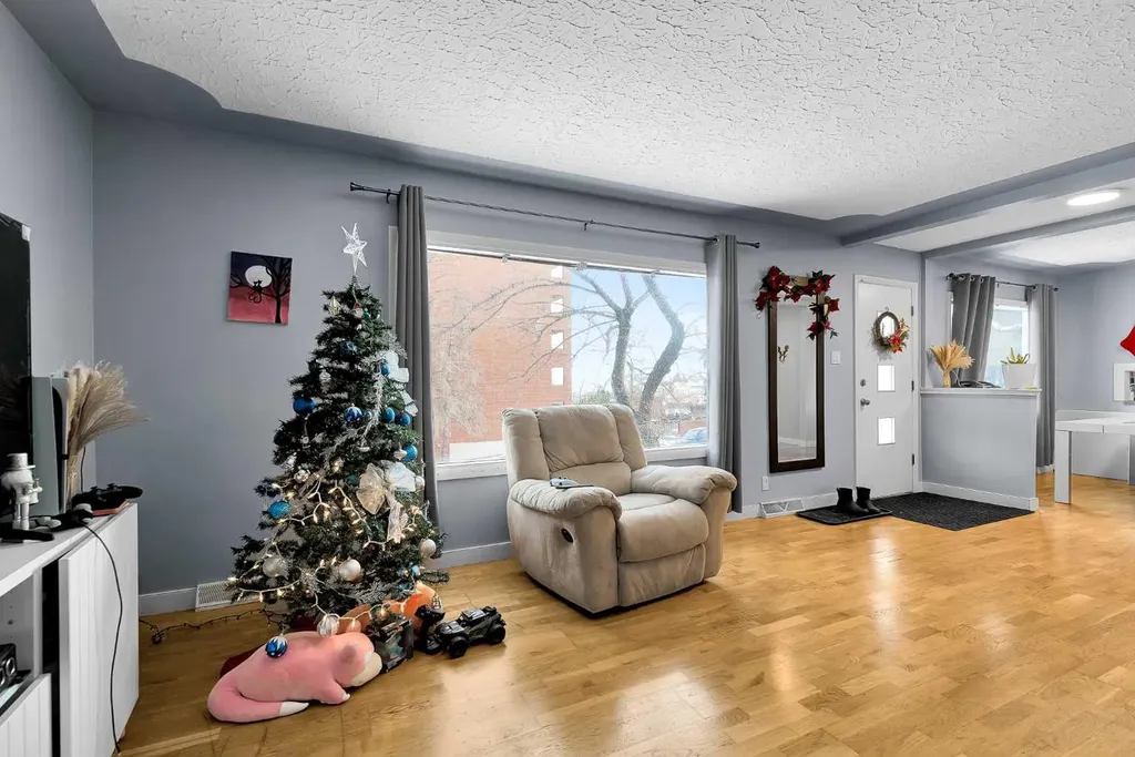 4617 Stanley Road SW Calgary AB T2S 2R1