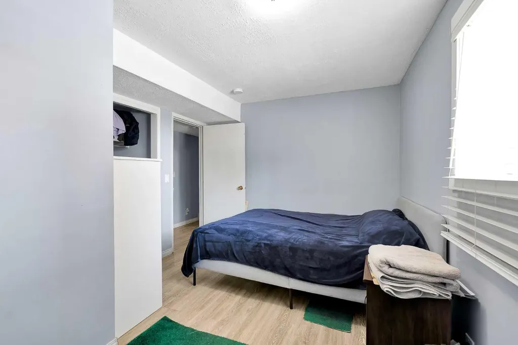 4617 Stanley Road SW Calgary AB T2S 2R1