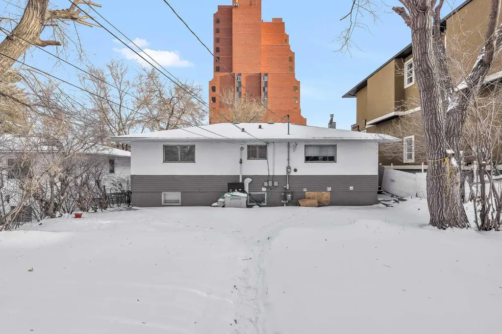 4617 Stanley Road SW Calgary AB T2S 2R1