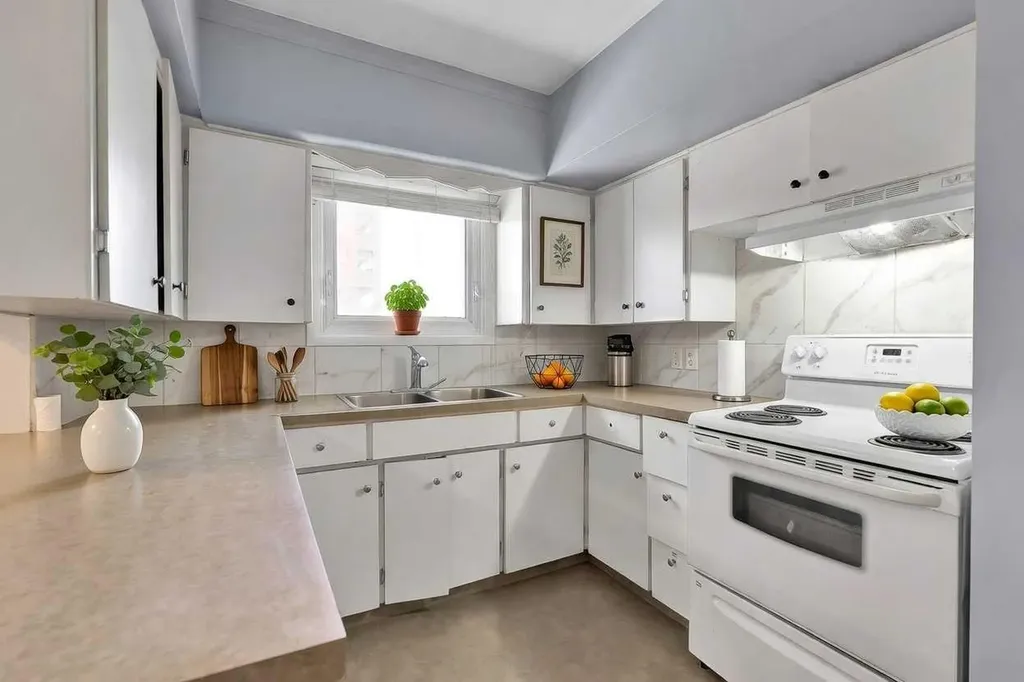 4617 Stanley Road SW Calgary AB T2S 2R1