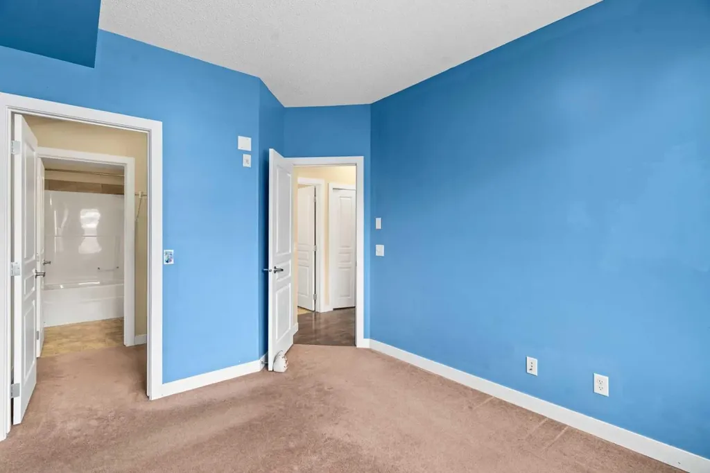 10 Panatella Road NW Calgary AB T3K 0V4