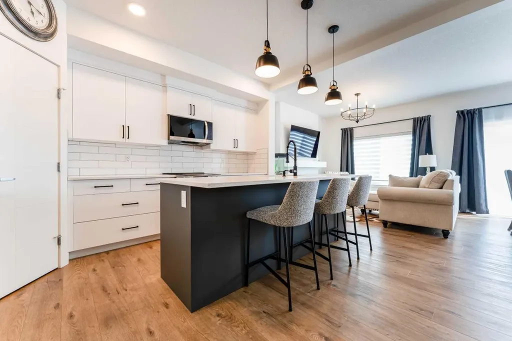 244 Heritage Heights Cochrane AB T4C 3A7
