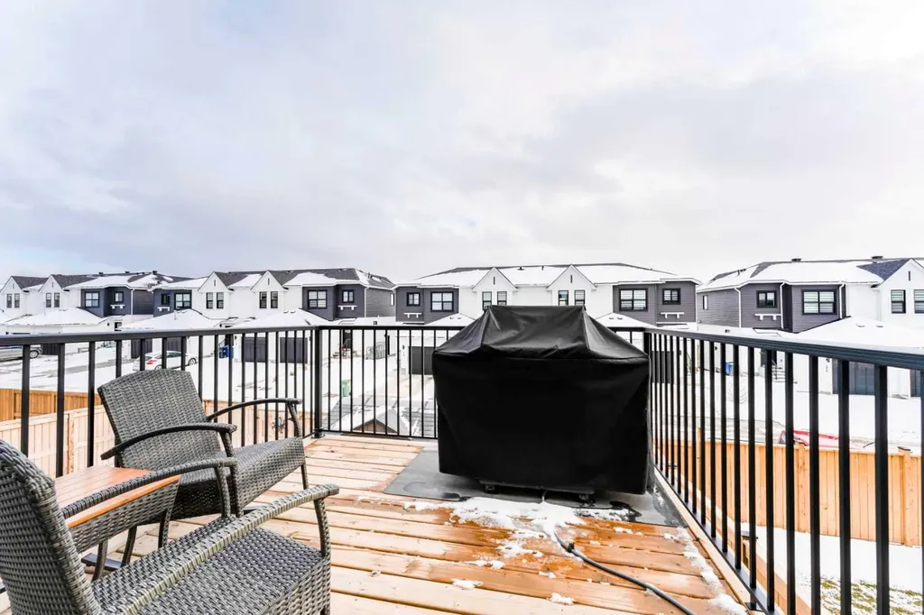244 Heritage Heights Cochrane AB T4C 3A7