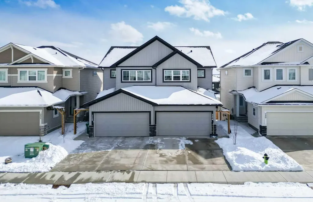 244 Heritage Heights Cochrane AB T4C 3A7
