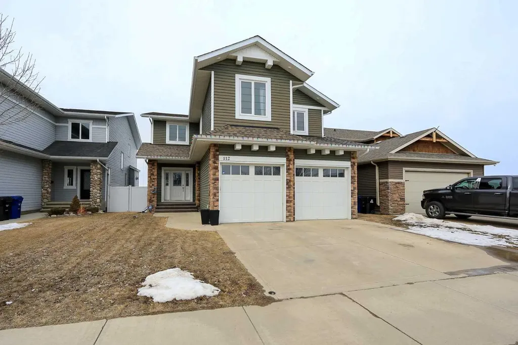112 Eastpointe Drive Blackfalds AB T4M 0B1
