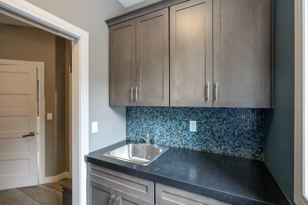 112 Eastpointe Drive Blackfalds AB T4M 0B1