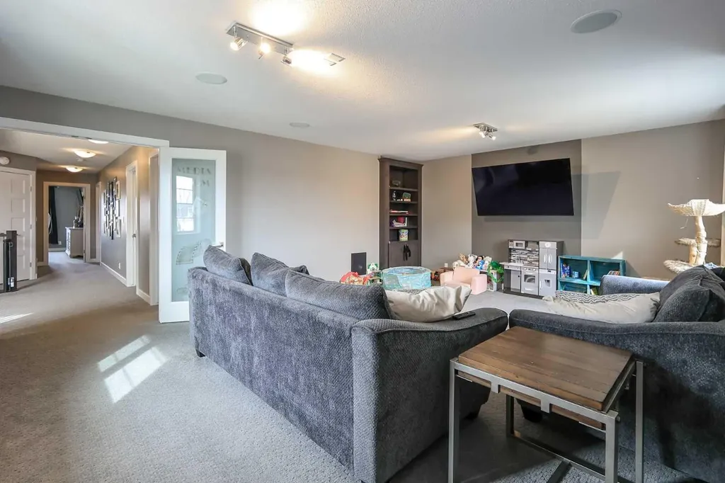 112 Eastpointe Drive Blackfalds AB T4M 0B1