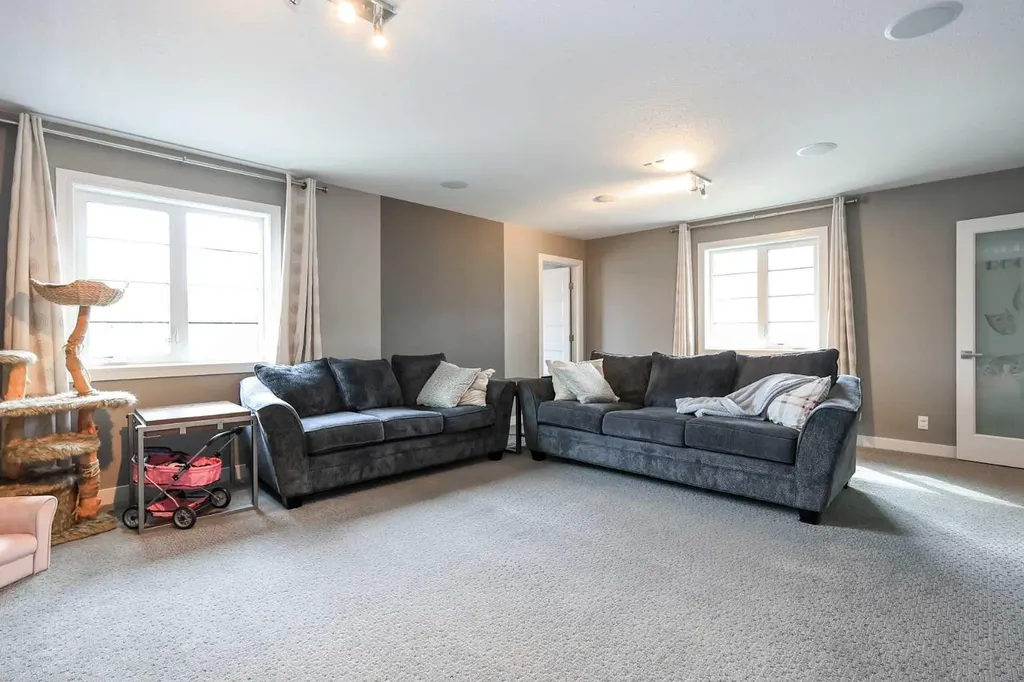 112 Eastpointe Drive Blackfalds AB T4M 0B1