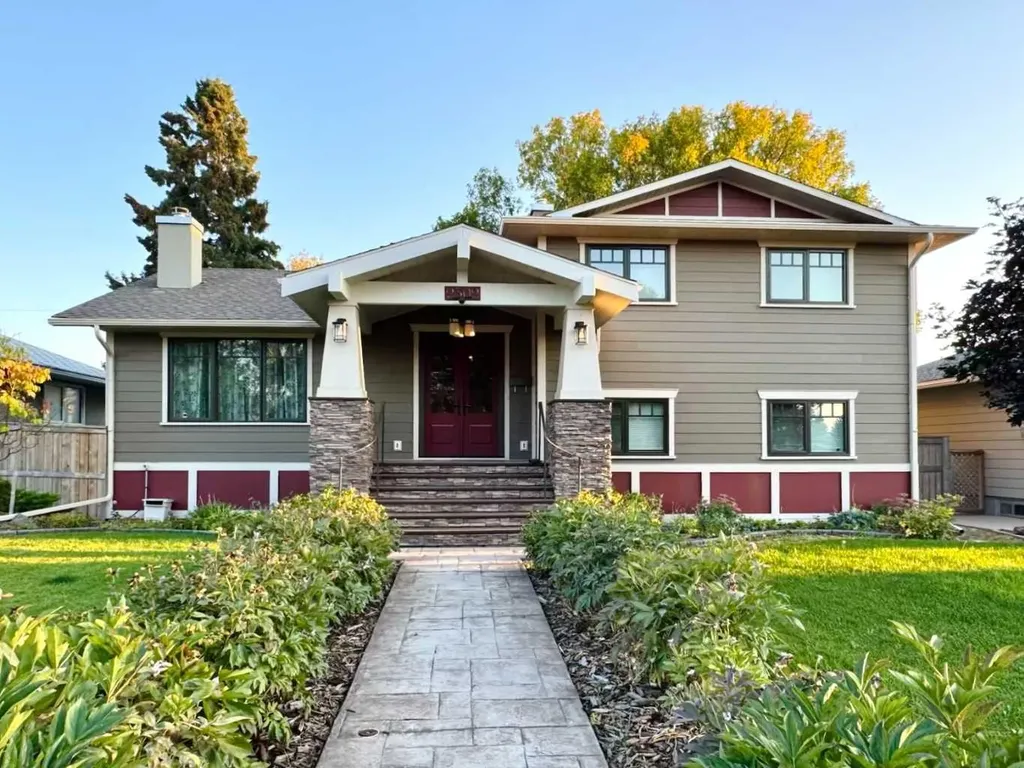 2302 14 Avenue S Lethbridge AB T1K 0V5
