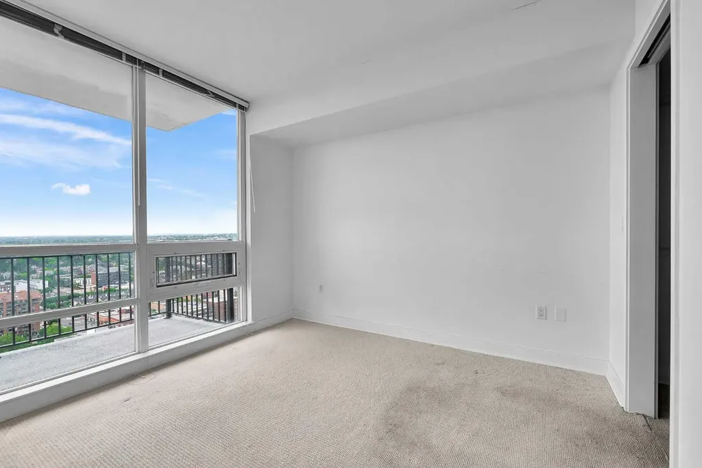 1118 12 Avenue SW Calgary AB T2R0X4