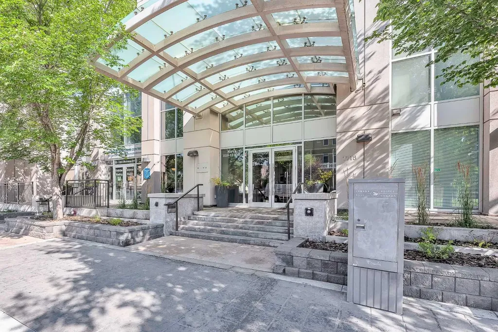 1118 12 Avenue SW Calgary AB T2R0X4