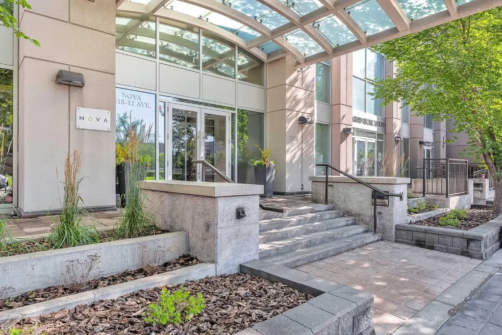 1118 12 Avenue SW Calgary AB T2R0X4