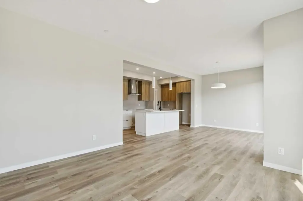 302 Hotchkiss Common SE Calgary AB T3S 0N5