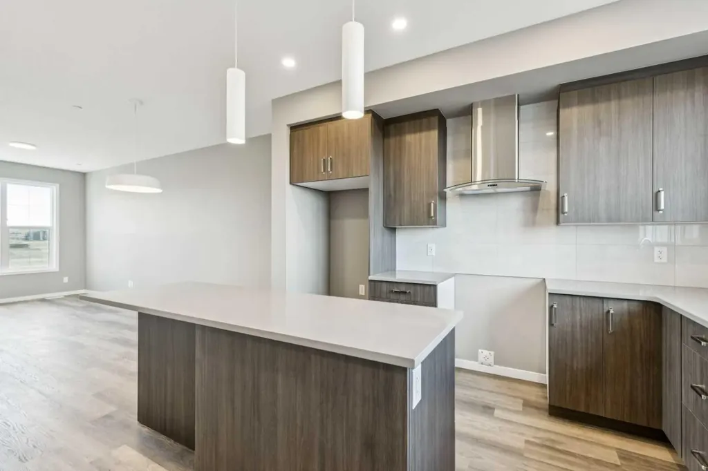 205 Hotchkiss Road SE Calgary AB T3S 0T9
