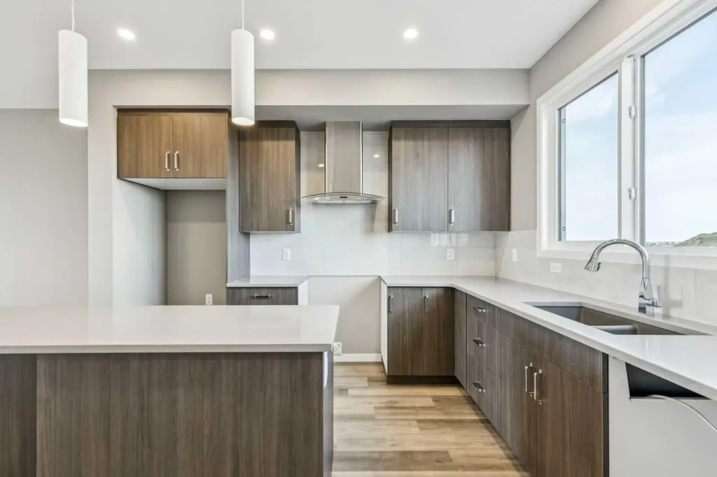 205 Hotchkiss Road SE Calgary AB T3S 0T9