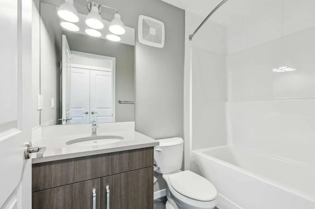 205 Hotchkiss Road SE Calgary AB T3S 0T9