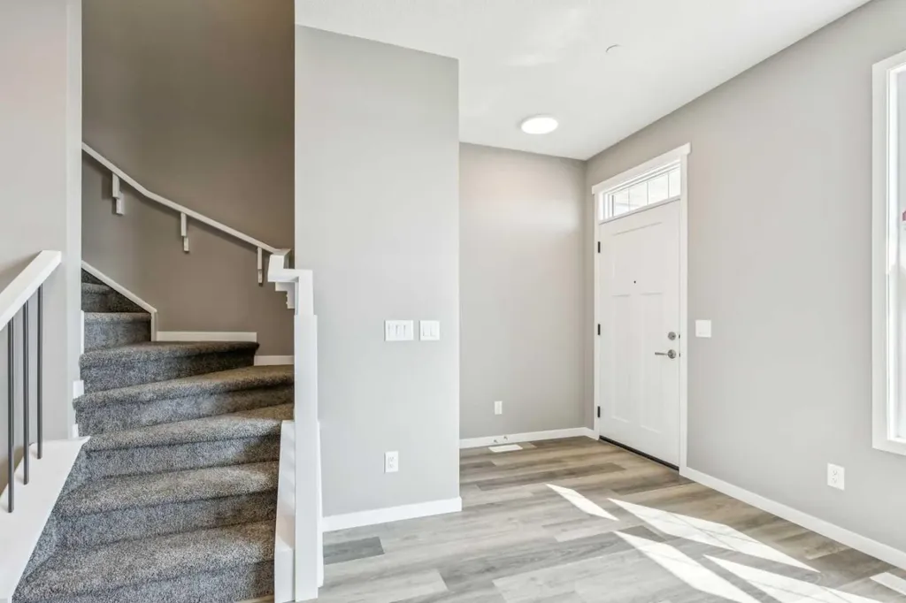 205 Hotchkiss Road SE Calgary AB T3S 0T9