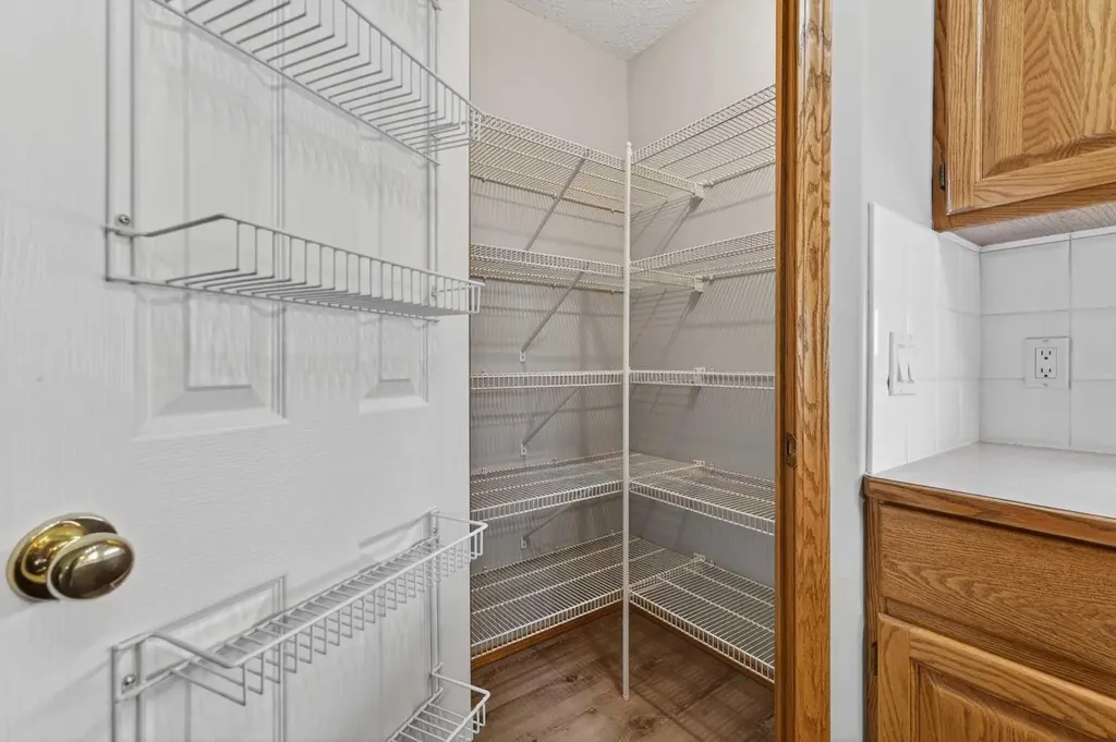 106 Cambridge Glen Drive Strathmore AB T1P 1W1