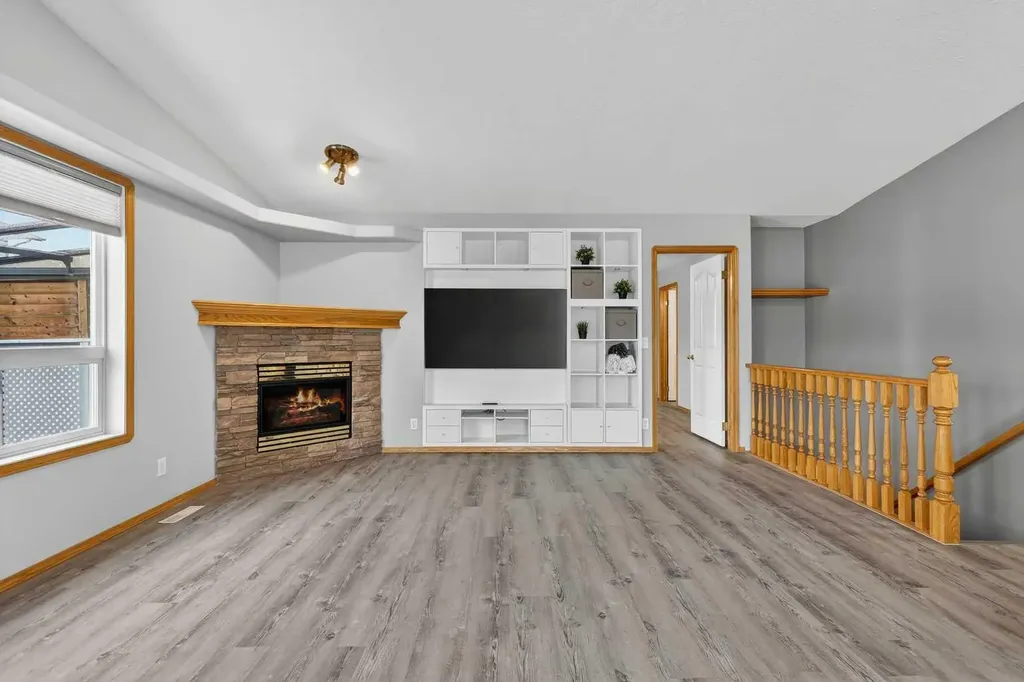 106 Cambridge Glen Drive Strathmore AB T1P 1W1