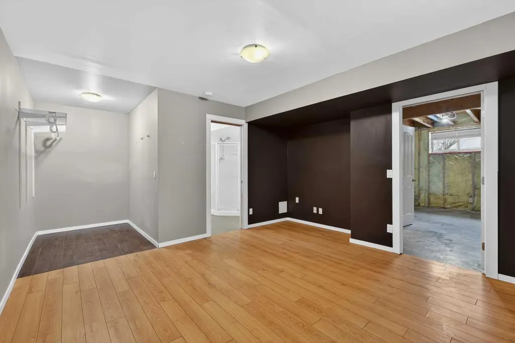 106 Cambridge Glen Drive Strathmore AB T1P 1W1