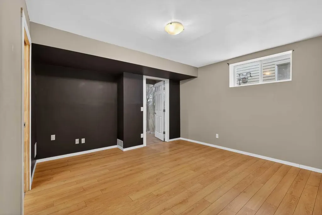 106 Cambridge Glen Drive Strathmore AB T1P 1W1