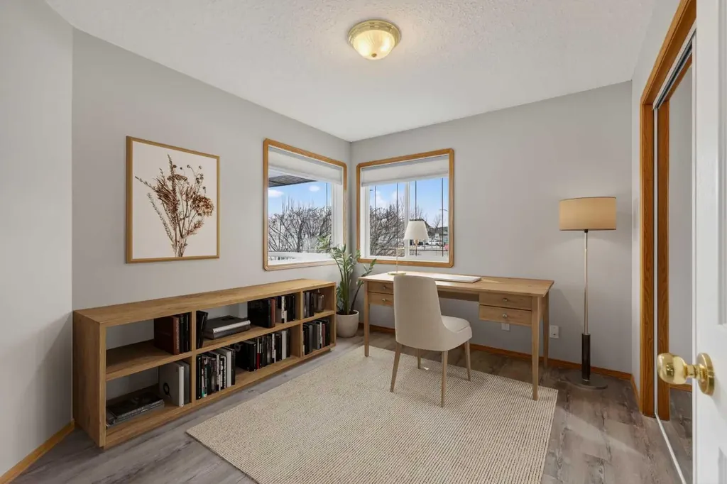 106 Cambridge Glen Drive Strathmore AB T1P 1W1