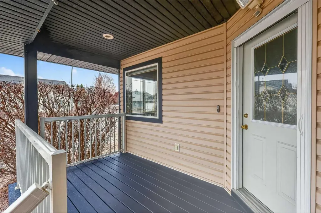 106 Cambridge Glen Drive Strathmore AB T1P 1W1