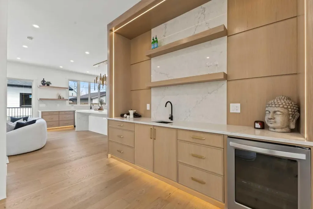 1910 Broadview Road NW Calgary AB T2N 3H7