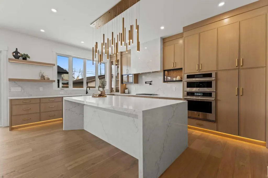 1910 Broadview Road NW Calgary AB T2N 3H7