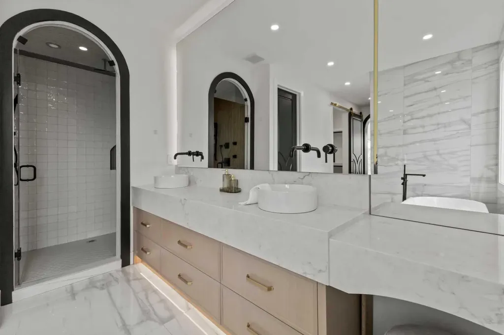 1910 Broadview Road NW Calgary AB T2N 3H7