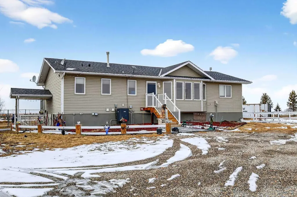 270092 Glenmore Trail Rural Rocky View County AB T0J 1X0