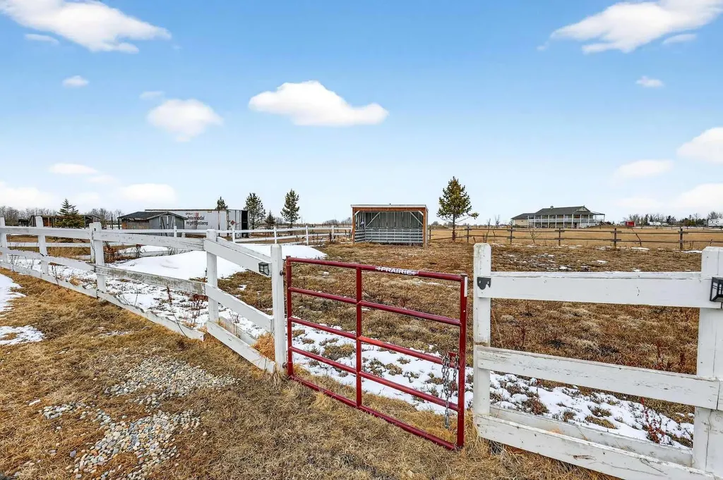 270092 Glenmore Trail Rural Rocky View County AB T0J 1X0