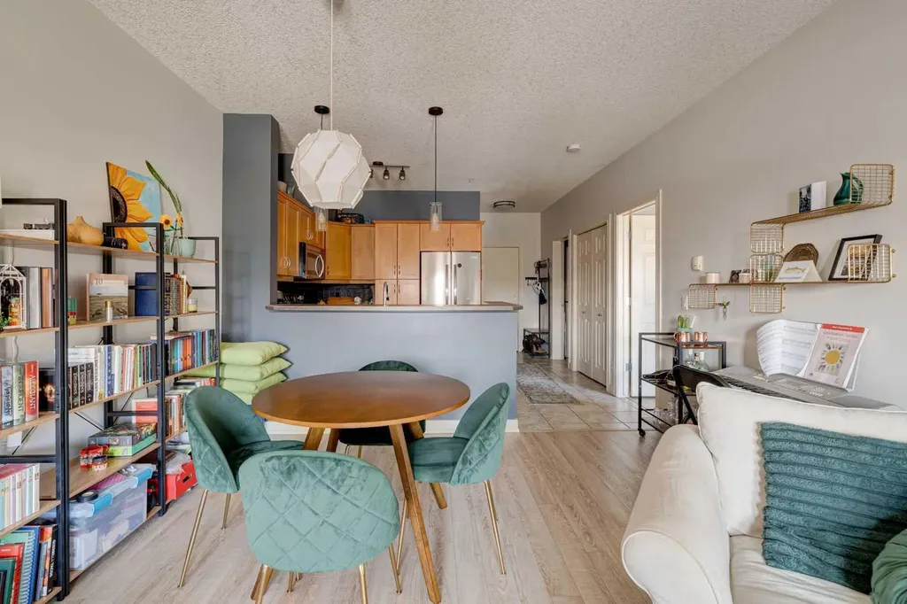 1408 17 Street SE Calgary AB T2G 5S8
