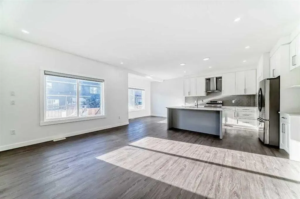772 Edgefield Crescent Strathmore AB T1P 0H5
