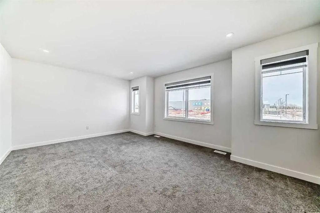 772 Edgefield Crescent Strathmore AB T1P 0H5