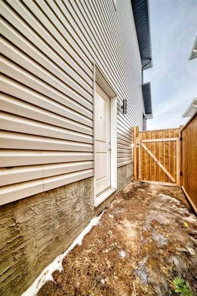 772 Edgefield Crescent Strathmore AB T1P 0H5