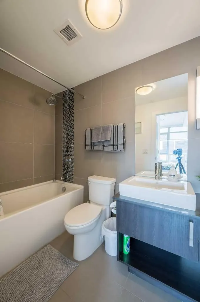 550 Riverfront Avenue SE Calgary AB T2G 1E5