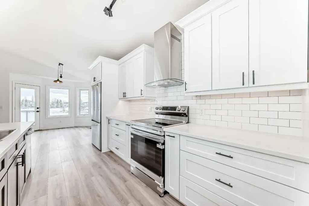 228 Woodside Crescent NW Airdrie AB T4B 2G8