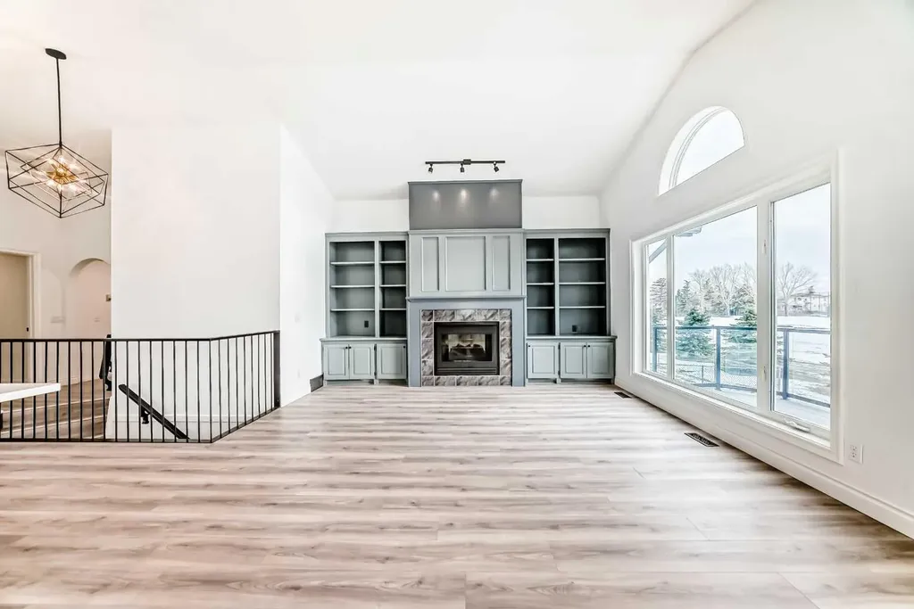228 Woodside Crescent NW Airdrie AB T4B 2G8
