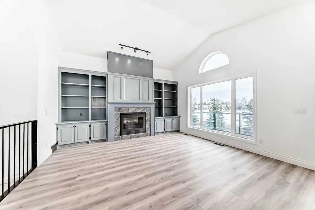 228 Woodside Crescent NW Airdrie AB T4B 2G8