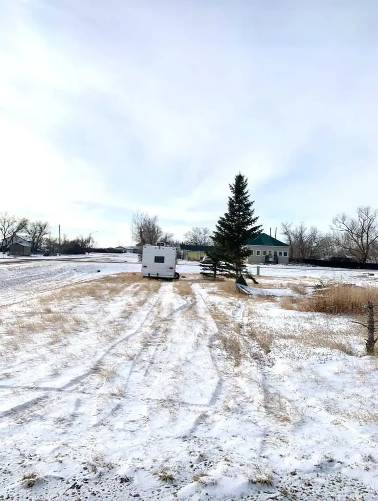 Tbd 5th Suffield AB T0J 2N0