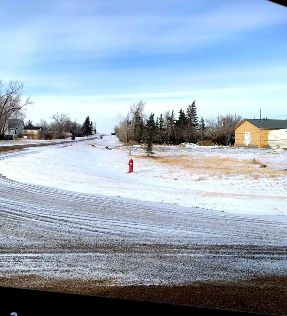 Tbd 5th Suffield AB T0J 2N0