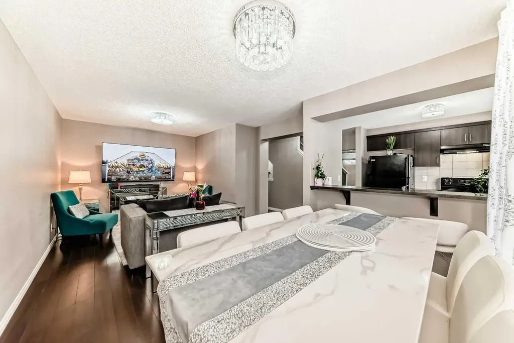 127 Windford Gardens SW Airdrie AB T4B 4A5
